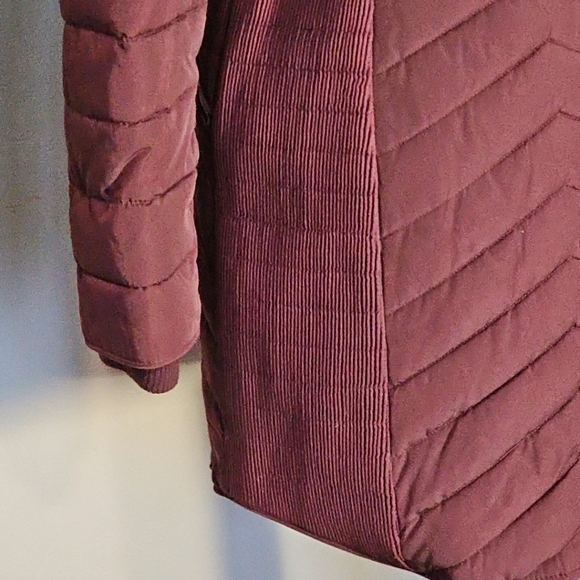 DKNY womens‎ Puffer Coat Jacket Fur Trim Detachable Hood Warm XS Burgundy - Picture 7 of 16